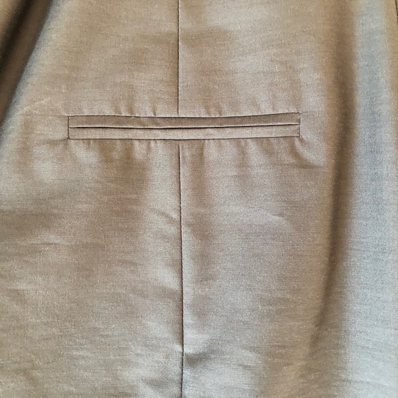 Beautiful Hugo Boss Wool/Silk Dress l Lined l Gray Silk - Picture 11 of 16